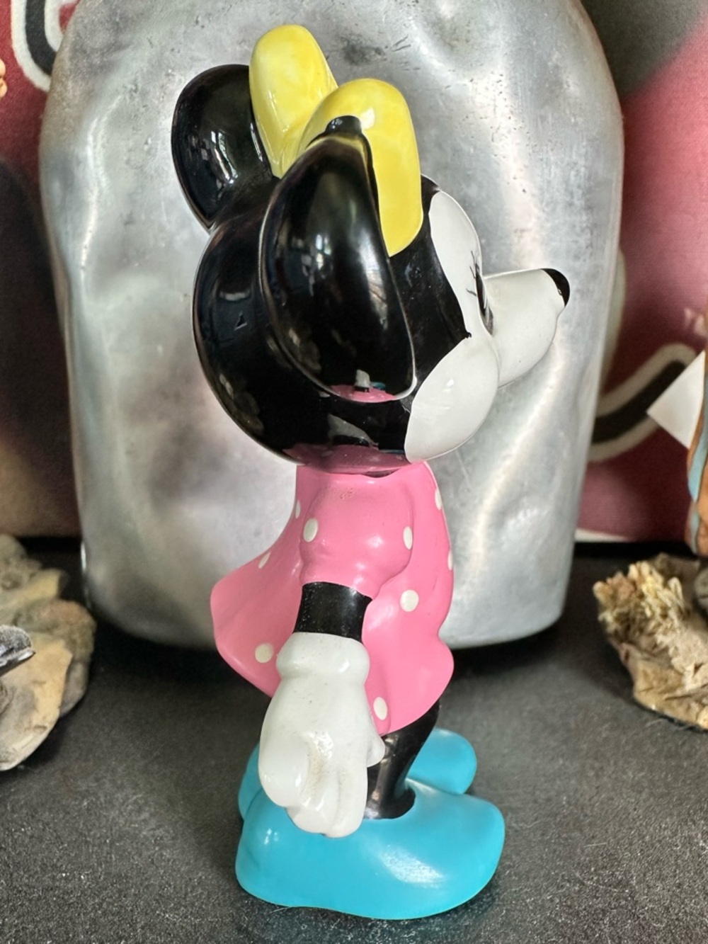 Vintage Walt Disney Productions Minnie Mouse Ceramic Figurine Pink Dress - Picture 4 of 6